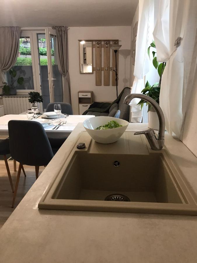 Apartamento Koradinovi - Pod Vrtom Vipava Exterior foto